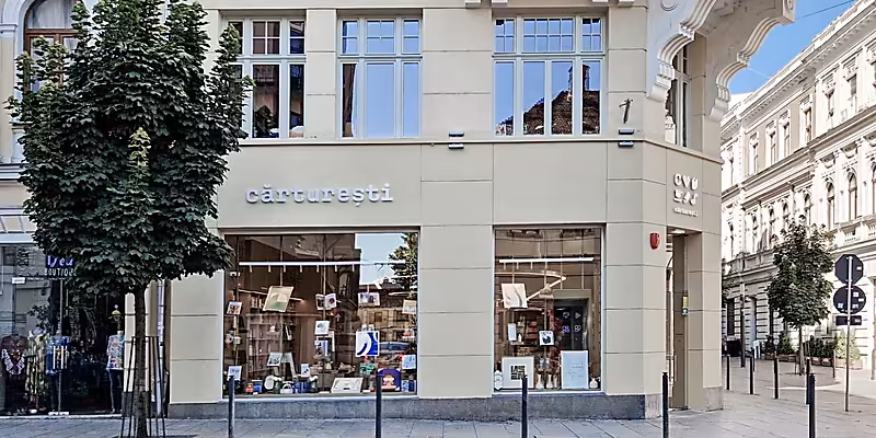 Amenajare librărie Cărturești
